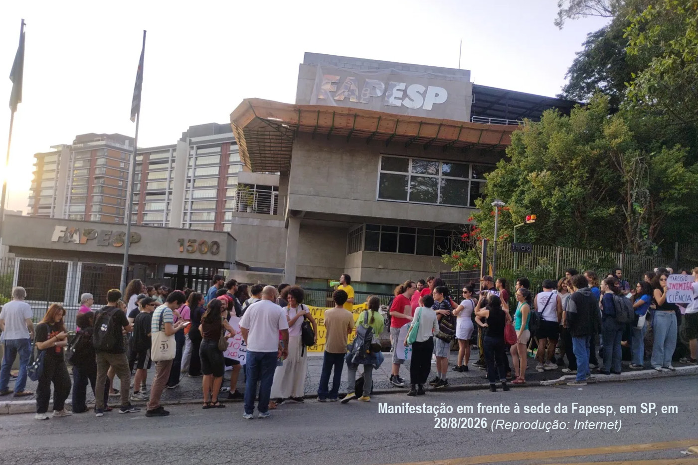 Cresce a mobilização contra os cortes na Fapesp. Depoimentos dão a dimensão do prejuízo causado pelas mudanças nas bolsas BEPE